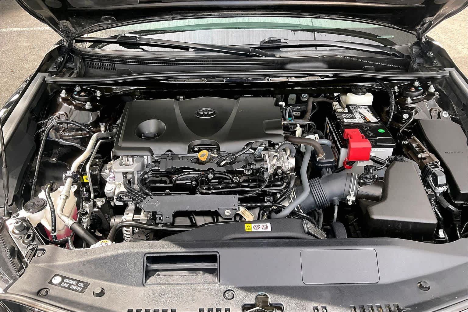 Used 2022 Toyota Camry SE FWD image 32