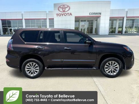 Used 2016 Lexus GX 460 w/ Premium Package AWD/4WD image 6