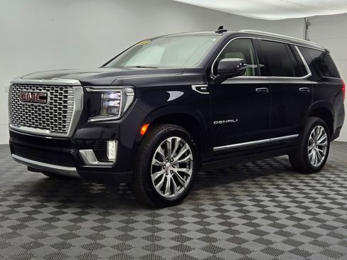 Used 2021 GMC Yukon Denali w/ Denali Premium Package image 23