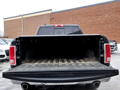 Used 2016 RAM 1500 Laramie w/ Convenience Group image 7