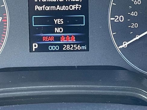 Used 2024 Toyota Corolla Cross LE FWD image 37