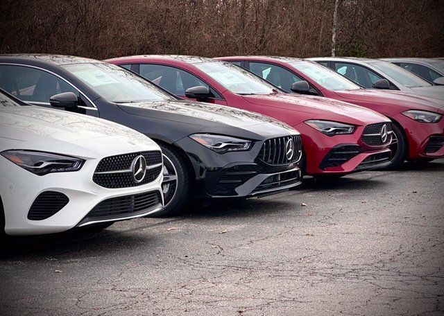New 2026 Mercedes-Benz C 300 4MATIC Sedan image 39