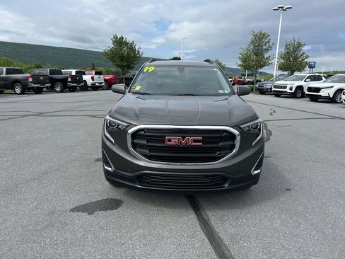 Used 2019 GMC Terrain SLE w/ Driver Convenience Package AWD/4WD image 2