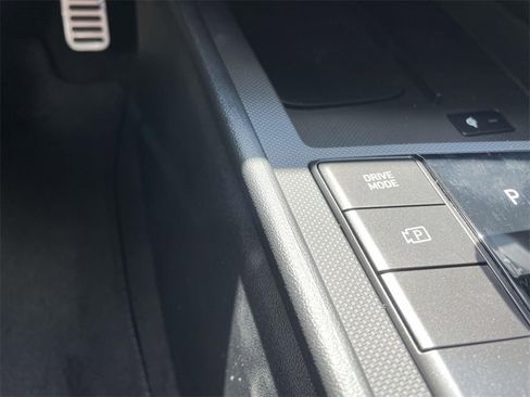 New 2025 Hyundai Elantra Sport image 27