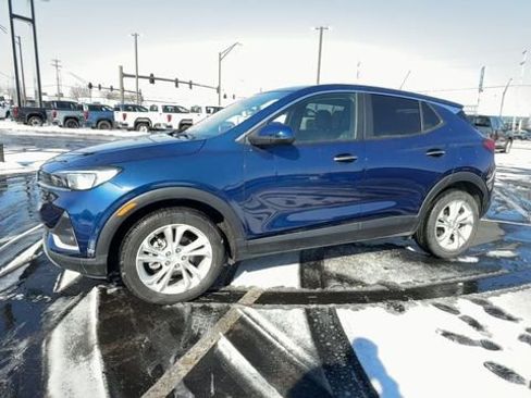 Used 2023 Buick Encore GX Preferred w/ Cold Weather Comfort Package image 4