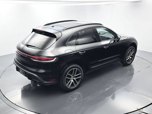 Certified 2026 Porsche Macan AWD/4WD image 40