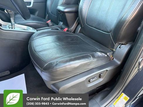 Used 2015 Chevrolet Captiva Sport LT w/ Convenience Package FWD image 22