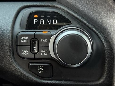 Used 2025 RAM 1500 Big Horn AWD/4WD image 22