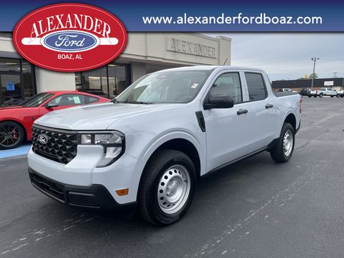 New 2025 Ford Maverick XL image 1