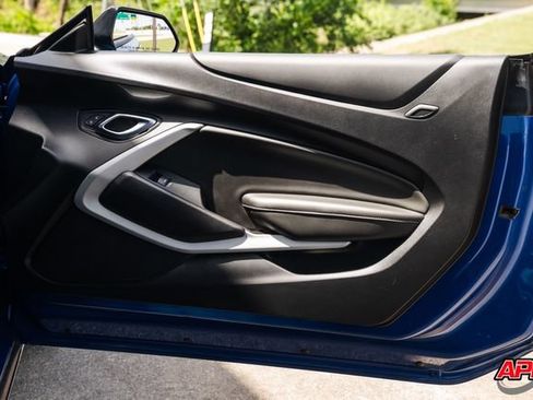 Used 2019 Chevrolet Camaro SS RWD image 68