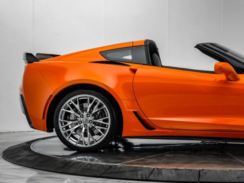 Used 2019 Chevrolet Corvette Z06 RWD image 26