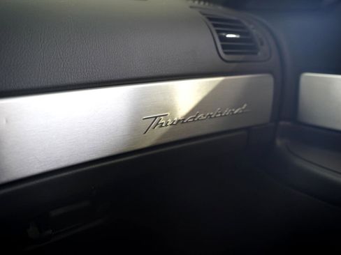 Used 2002 Ford Thunderbird 2dr Conv w/Hardtop Premium image 27