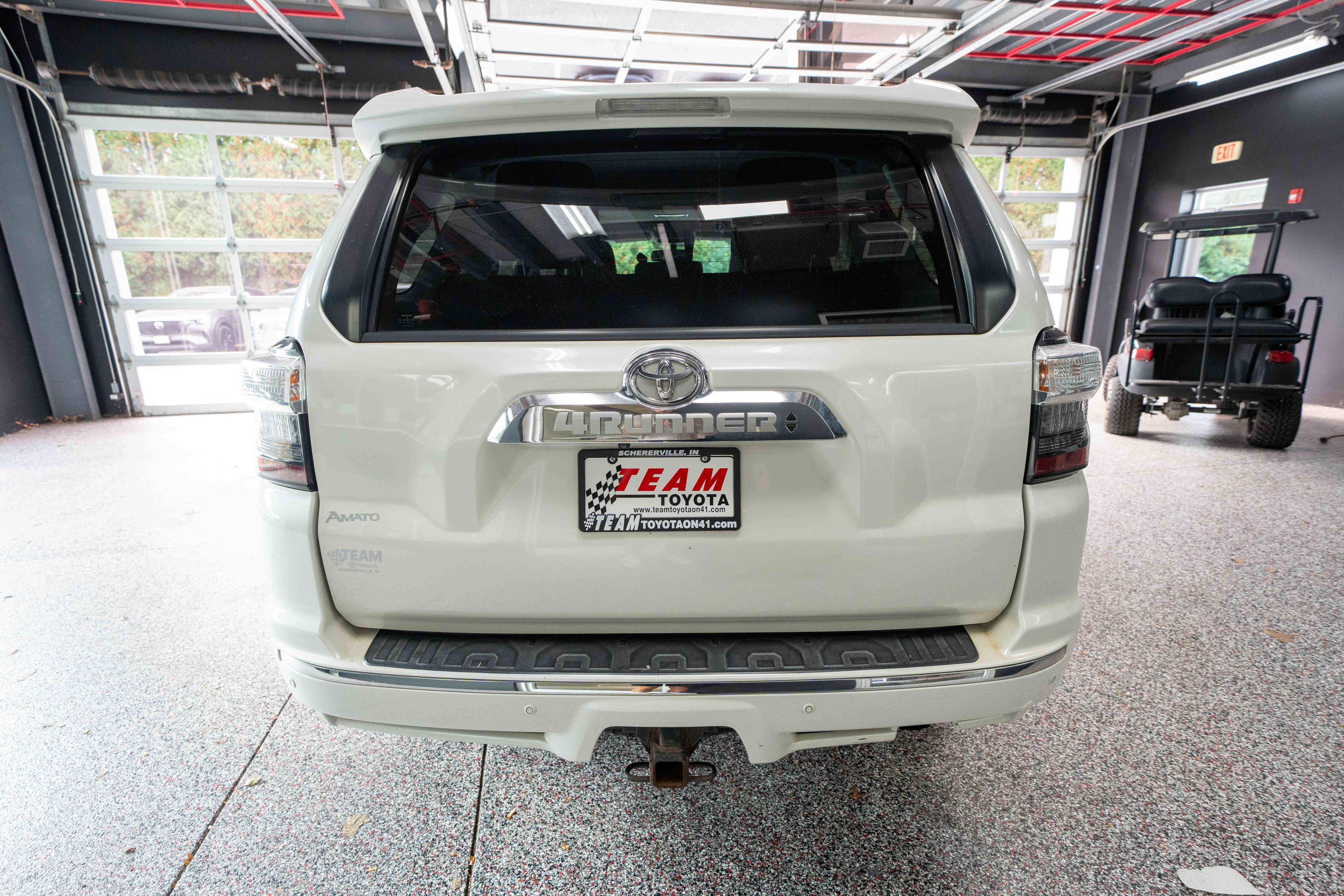 Used 2015 Toyota 4Runner Limited AWD/4WD image 3