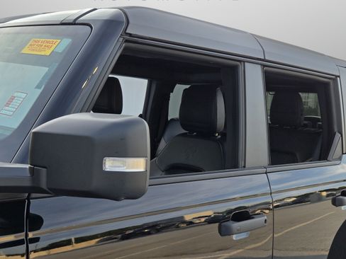 Used 2024 Ford Bronco Wildtrak AWD/4WD image 11