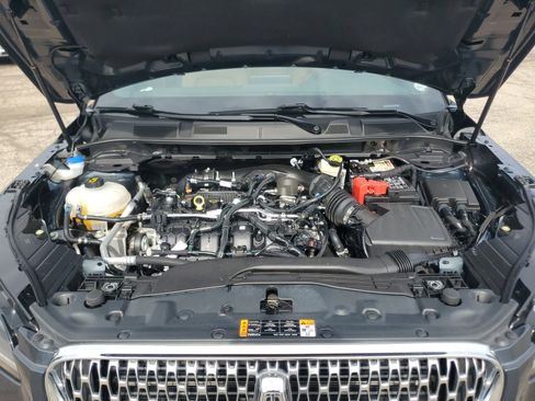 Used 2022 Lincoln Corsair Reserve w/ Equipment Group 201A image 8