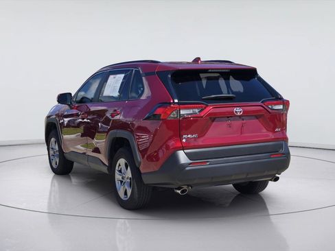 Used 2025 Toyota RAV4 XLE w/ Convenience Package FWD image 5