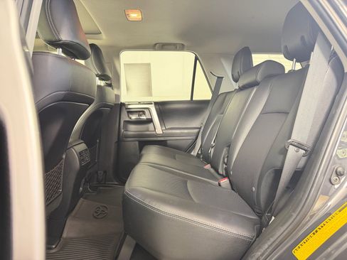 Used 2024 Toyota 4Runner Limited image 12