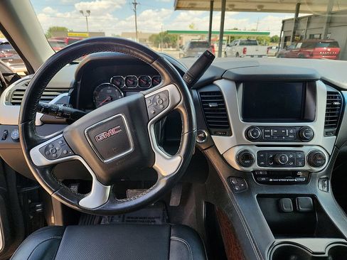 Used 2019 GMC Yukon SLT w/ Open Road Package RWD image 7