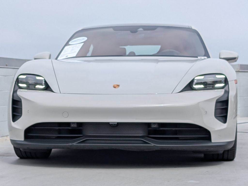 Certified 2024 Porsche Taycan GTS AWD/4WD image 8