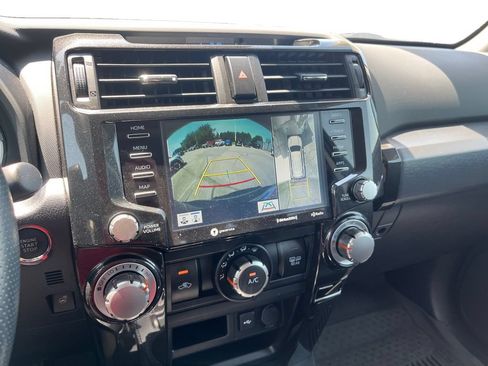 Used 2023 Toyota 4Runner TRD Off-Road Premium w/ Off Road Premium Plus Package AWD/4WD image 17