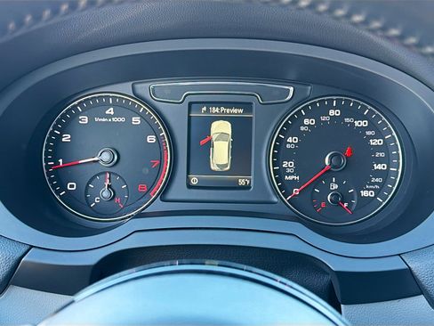 Used 2018 Audi Q3 2.0T Premium image 39