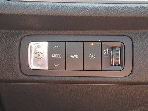Used 2026 Chevrolet Traverse LT AWD/4WD image 23