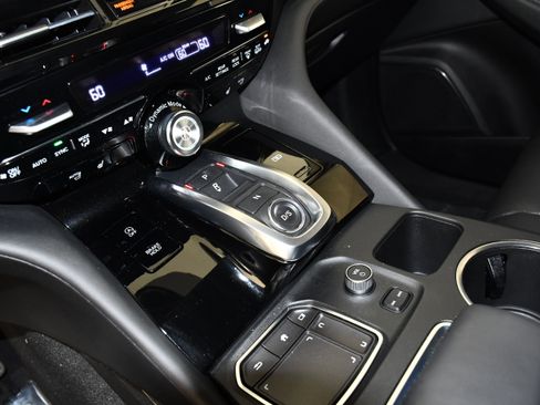Certified 2024 Acura MDX SH-AWD w/ Technology Package image 30