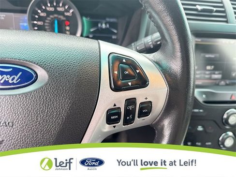 Used 2015 Ford Explorer XLT w/ Equipment Group 202B image 33