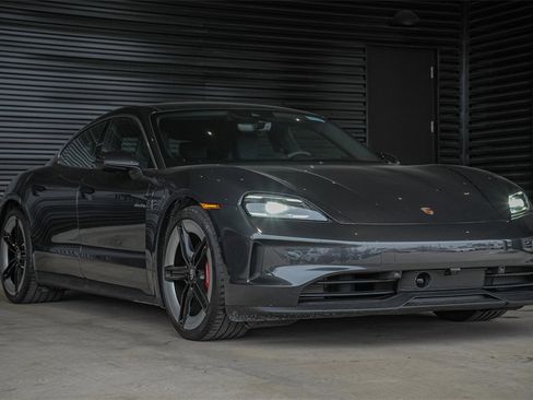 New 2025 Porsche Taycan 4S image 8