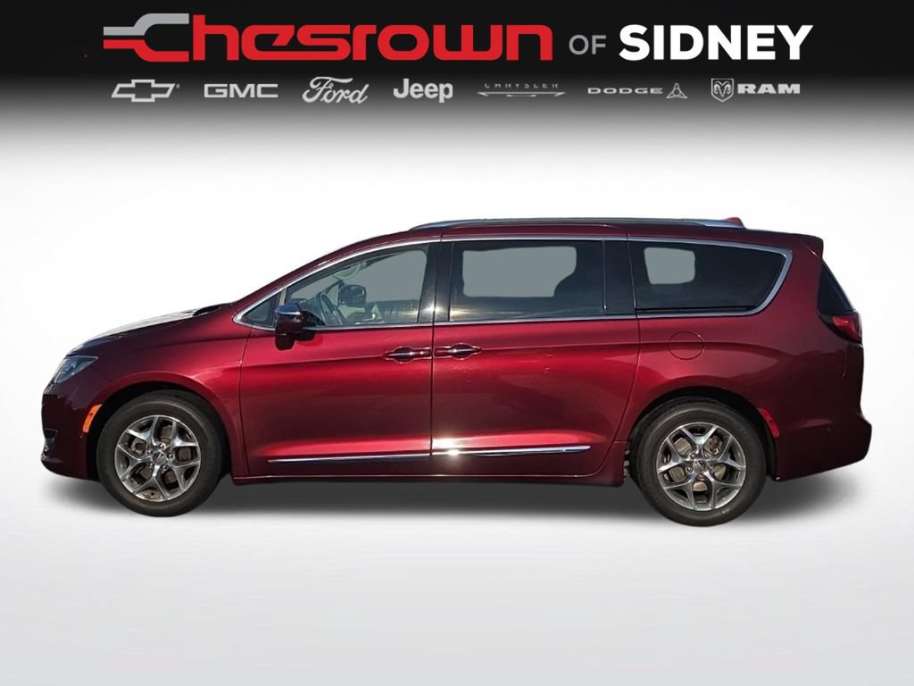 Used 2017 Chrysler Pacifica Limited w/ UConnect Theater Package FWD image 8