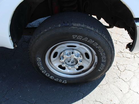 Used 2013 Ford F250 XL w/ PWR Equipment Group image 32