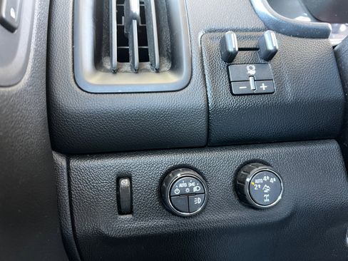 Used 2019 Chevrolet Colorado ZR2 w/ ZR2 Midnight Special Edition image 21