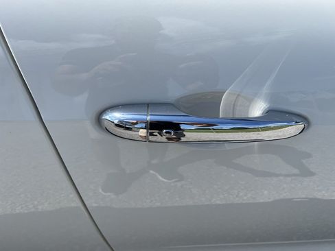 Used 2015 Maserati Ghibli RWD image 17