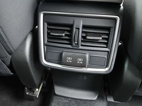 Used 2023 Subaru Forester Premium AWD/4WD image 48