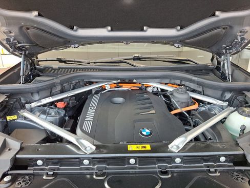 Certified 2025 BMW X5 xDrive50e image 31