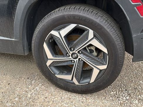 Used 2022 Hyundai Tucson Limited image 7