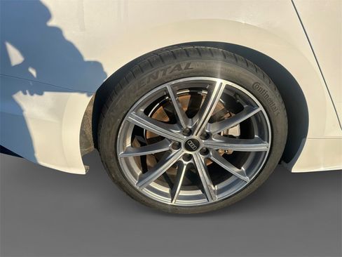 Used 2025 Audi A5 2.0T Premium Plus image 10