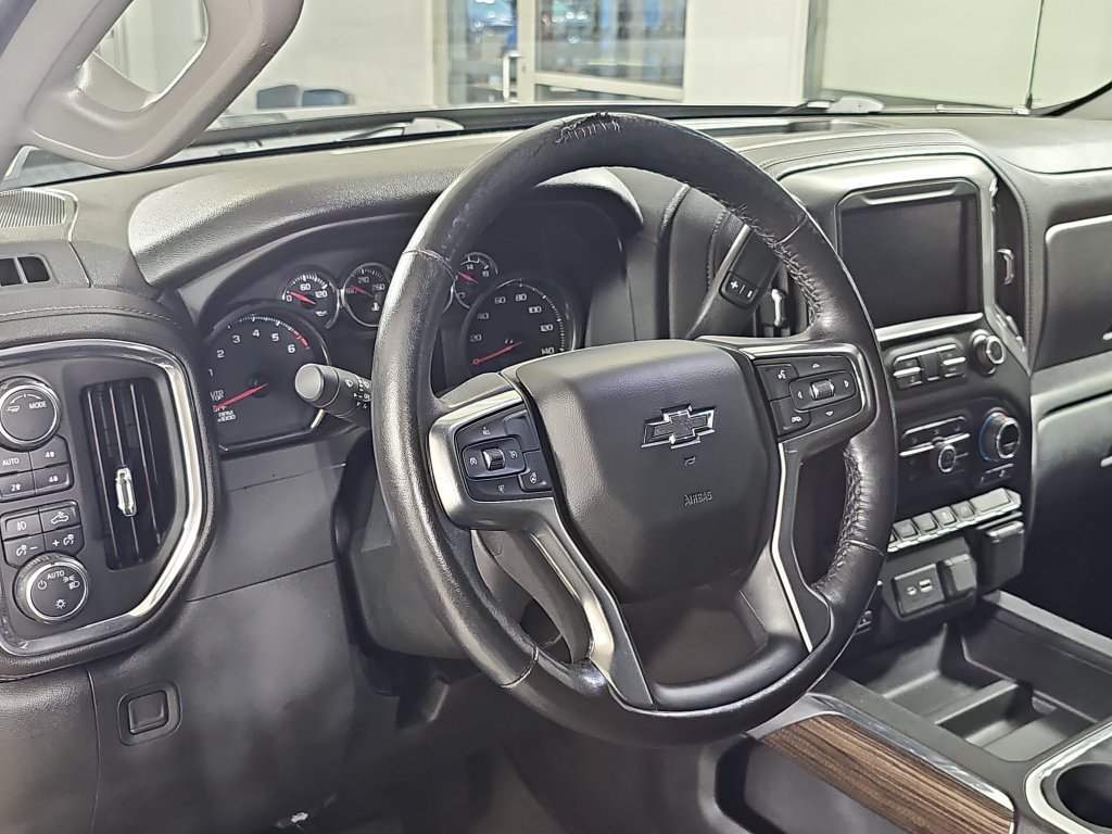 Used 2020 Chevrolet Silverado 1500 LT Trail Boss AWD/4WD image 19