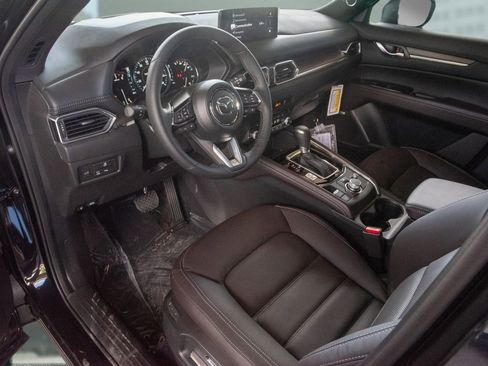 New 2025 MAZDA CX-5 Signature image 5