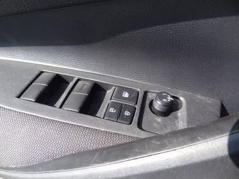 Used 2024 Toyota Corolla LE FWD image 14