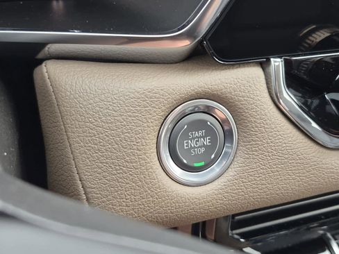 New 2026 GMC Canyon Denali image 16