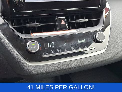 Used 2023 Toyota Corolla LE w/ LE Convenience Package FWD image 17