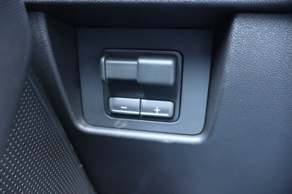 New 2026 Chevrolet Colorado LT w/ LT Convenience Package AWD/4WD image 17