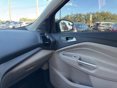 Used 2018 Ford Escape SEL image 23