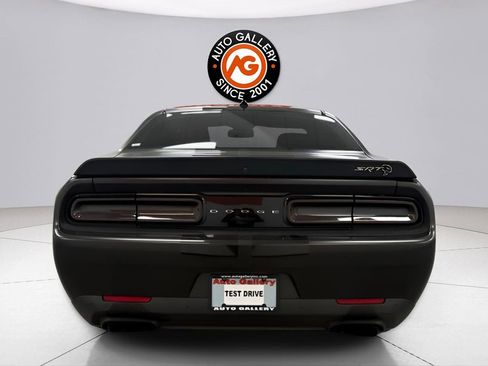 Used 2019 Dodge Challenger SRT Hellcat image 5