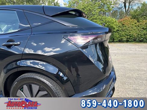 Used 2023 Nissan Ariya AWD image 16