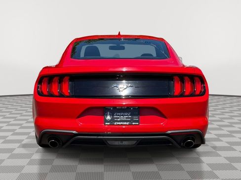 Used 2020 Ford Mustang Coupe RWD image 7