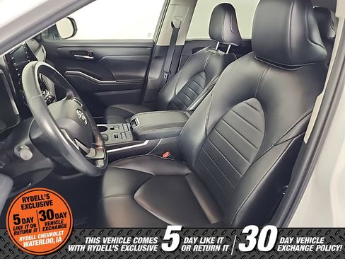 Used 2022 Toyota Highlander XLE image 20