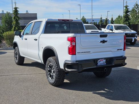 New 2026 Chevrolet Silverado 1500 ZR2 w/ LPO, Dark Essentials Package AWD/4WD image 7