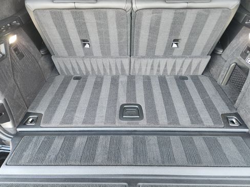 Used 2026 BMW X7 M60i image 34